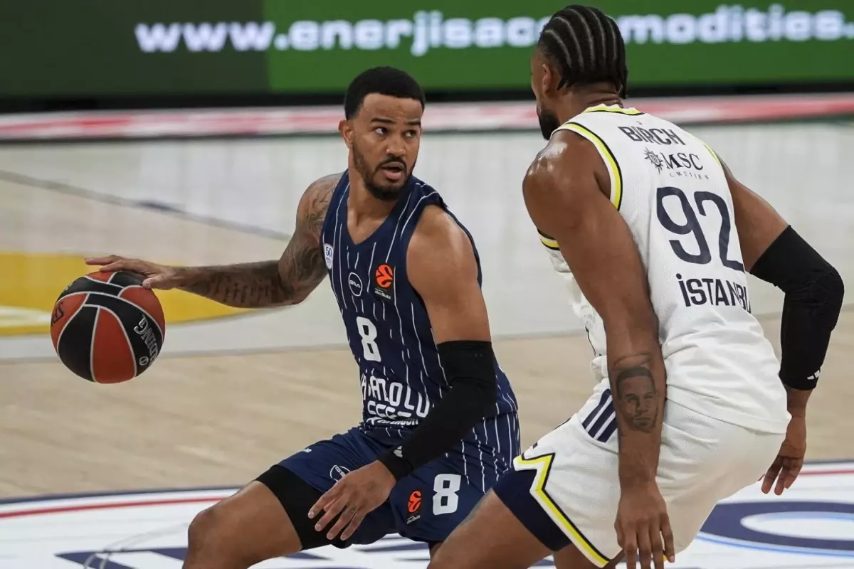 EuroLegue’deki Türk derbisi Fenerbahçe Beko’nun
