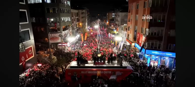 CHP İSTANBUL SULTANGAZİ MİTİNGİNE REKOR KATILIM